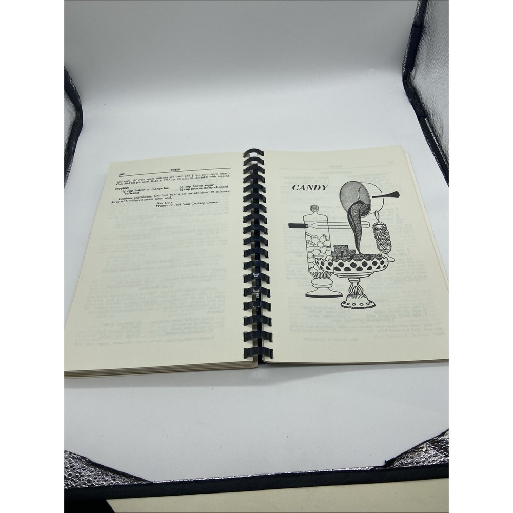 River Road Recipes Junior League of Baton Rouge Louisiana Cookbook Spiral Bound - Picture 10 of 12